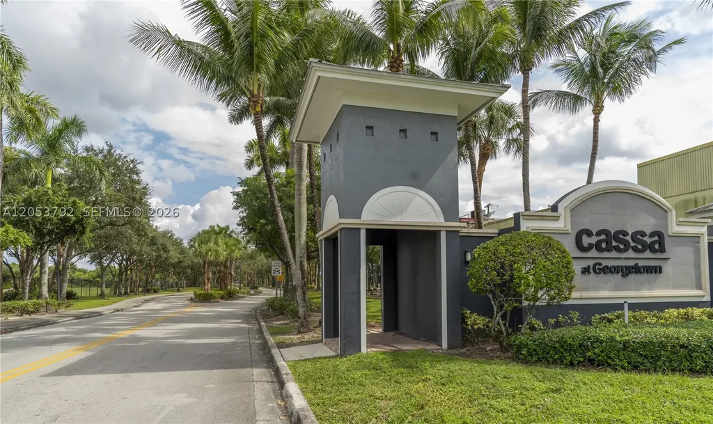 1415 NW 34th Way Lauderhill FL 33311