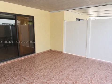 1705 W 58th Street Hialeah FL 33012