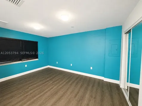 985 SW 10th Street Miami FL 33130
