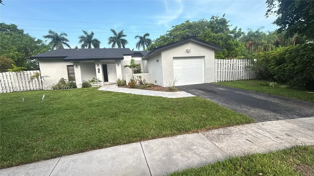 590 SW 166th Terrace Weston FL 33326