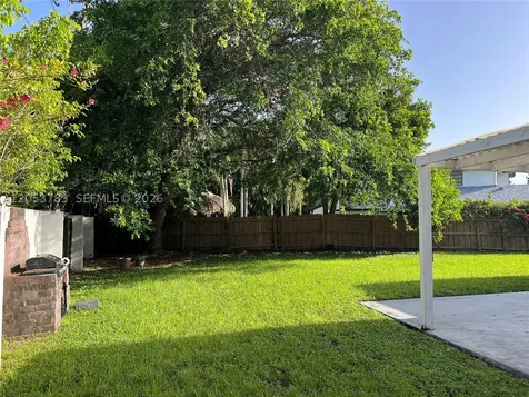 590 SW 166th Terrace Weston FL 33326