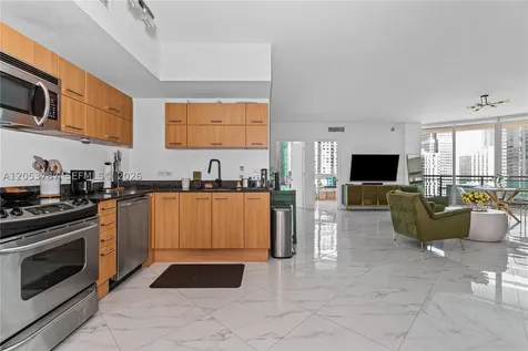 350 S Miami Avenue Miami FL 33130