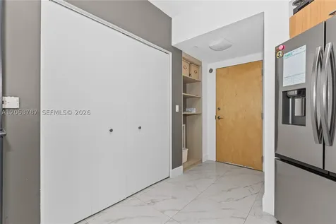 350 S Miami Avenue Miami FL 33130