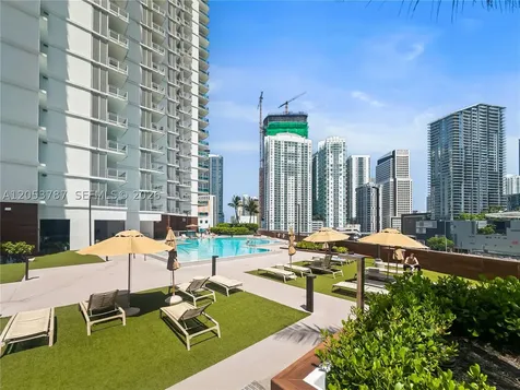 350 S Miami Avenue Miami FL 33130