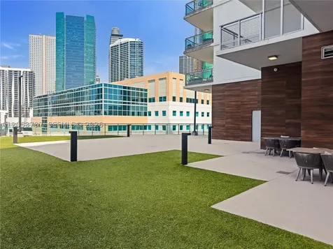 350 S Miami Avenue Miami FL 33130