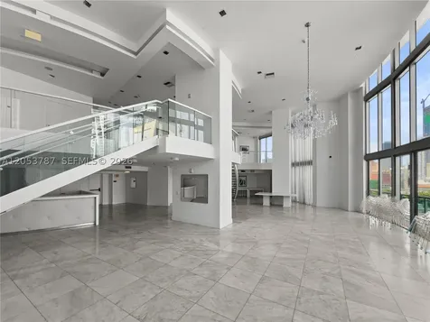 350 S Miami Avenue Miami FL 33130
