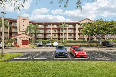 850 SW 138th Avenue Pembroke Pines FL 33027
