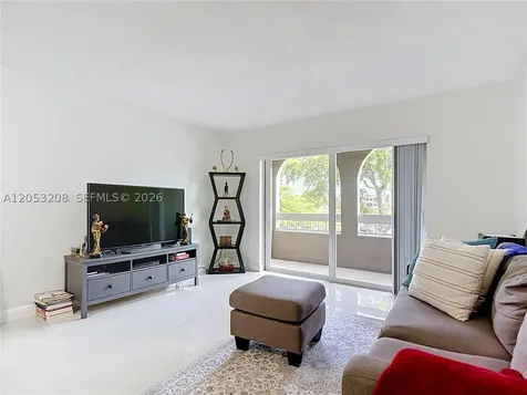 7722 Camino Real Miami FL 33143