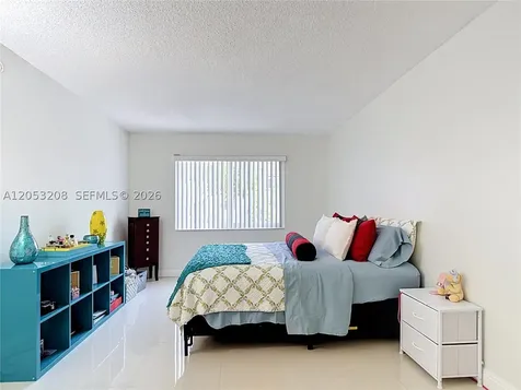 7722 Camino Real Miami FL 33143