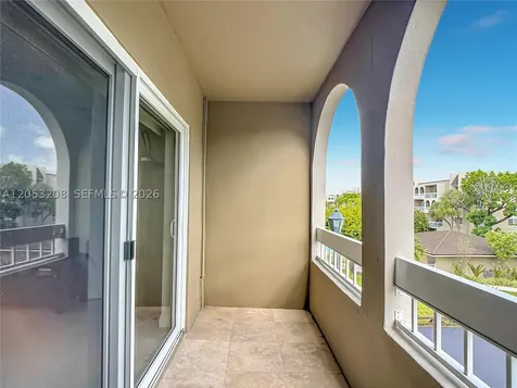7722 Camino Real Miami FL 33143