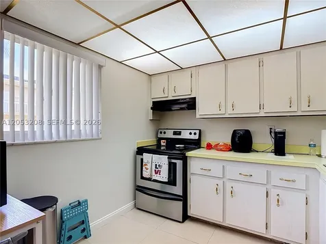 7722 Camino Real Miami FL 33143