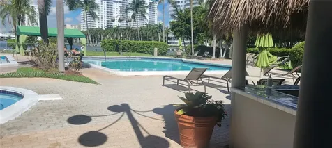 Aventura FL 33160