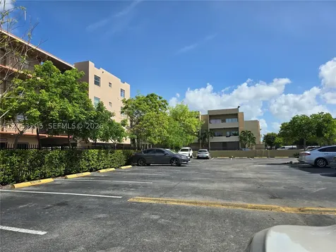6070 W 18th Avenue Hialeah FL 33012