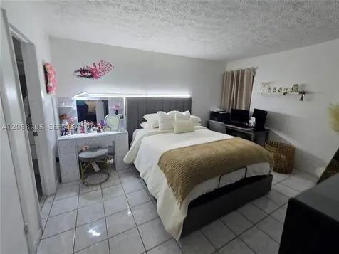 6070 W 18th Avenue Hialeah FL 33012