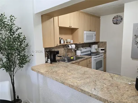 6070 W 18th Avenue Hialeah FL 33012