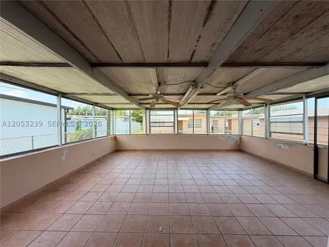 881 E 14th Street Hialeah FL 33010