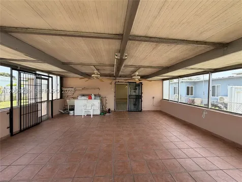 881 E 14th Street Hialeah FL 33010