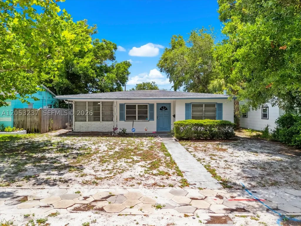 4946 2nd Ave N St Petersburg Other City - In The State Of Florida FL 33710