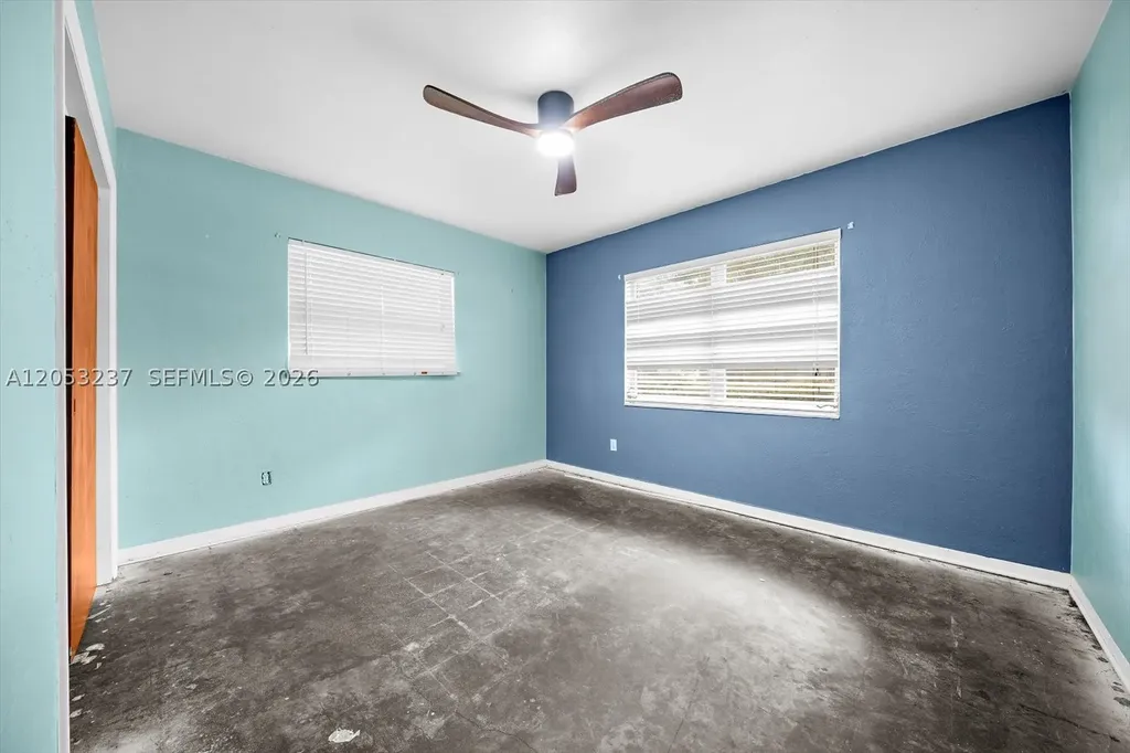 4946 2nd Ave N St Petersburg Other City - In The State Of Florida FL 33710