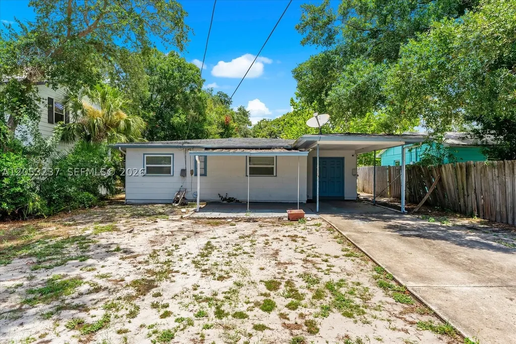 4946 2nd Ave N St Petersburg Other City - In The State Of Florida FL 33710