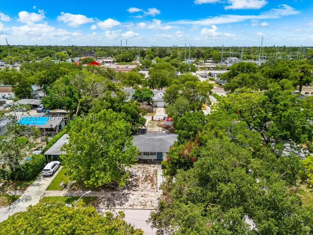 4946 2nd Ave N St Petersburg Other City - In The State Of Florida FL 33710