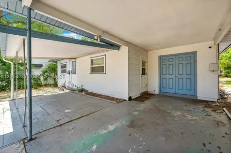 4946 2nd Ave N St Petersburg Other City - In The State Of Florida FL 33710