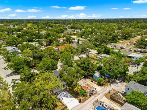 4946 2nd Ave N St Petersburg Other City - In The State Of Florida FL 33710