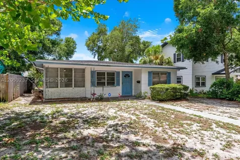4946 2nd Ave N St Petersburg Other City - In The State Of Florida FL 33710