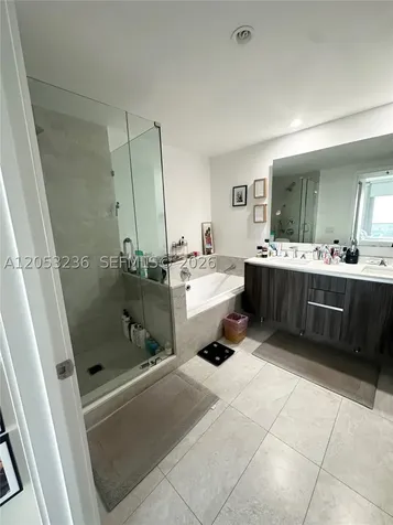 488 NE 18th Street Miami FL 33132