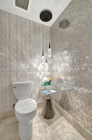 17121 Collins Avenue Sunny Isles Beach FL 33160