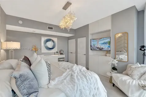 17121 Collins Avenue Sunny Isles Beach FL 33160