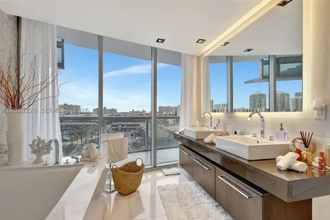 17121 Collins Avenue Sunny Isles Beach FL 33160