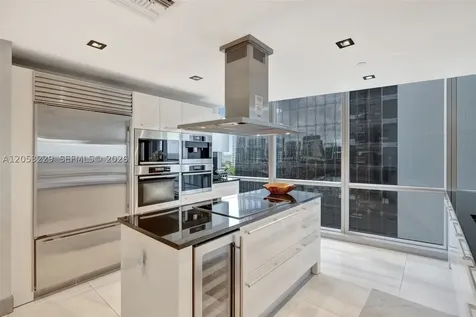 17121 Collins Avenue Sunny Isles Beach FL 33160