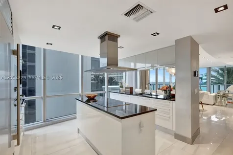 17121 Collins Avenue Sunny Isles Beach FL 33160