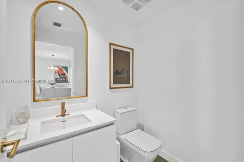 2678 Tigertail Avenue Miami FL 33133