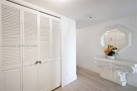 4900 N Ocean Boulevard Lauderdale By The Sea FL 33308