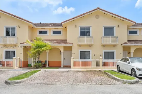 7478 NW 180th Terrace Hialeah FL 33015