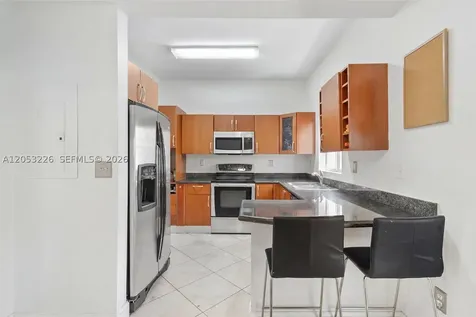 7478 NW 180th Terrace Hialeah FL 33015
