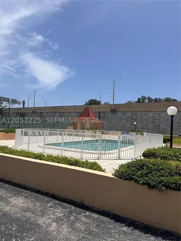 5325 SW 77th Court Miami FL 33155