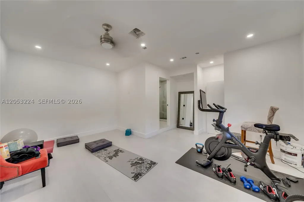 3400 N Park Road Hollywood FL 33021
