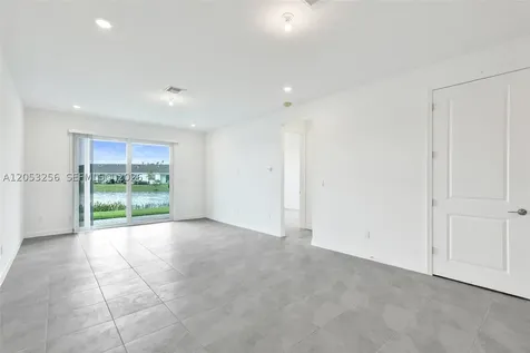 3783 Harborside Avenue Fort Pierce FL 34946