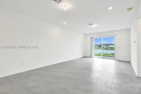 3783 Harborside Avenue Fort Pierce FL 34946