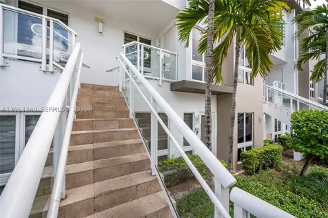 10265 NW 63rd Terrace Doral FL 33178