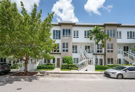 10265 NW 63rd Terrace Doral FL 33178