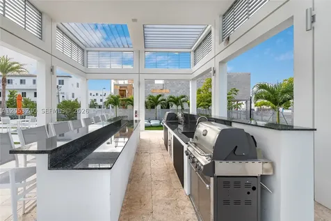 10265 NW 63rd Terrace Doral FL 33178