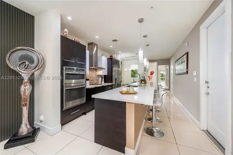 10265 NW 63rd Terrace Doral FL 33178