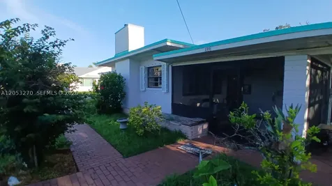 106 Yacht View Lane Fort Pierce FL 34946
