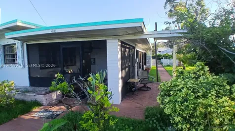106 Yacht View Lane Fort Pierce FL 34946