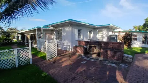106 Yacht View Lane Fort Pierce FL 34946