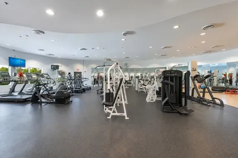 5600 Collins Avenue Miami Beach FL 33140